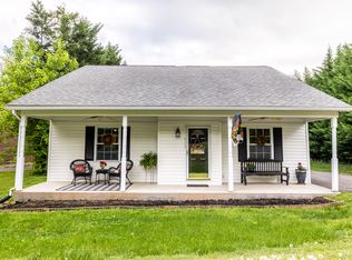 413 Sandy Springs Rd, Maryville, TN 37803