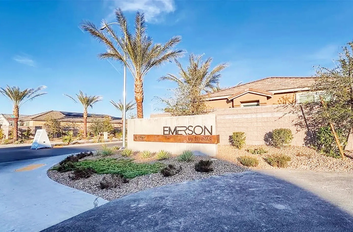 2 bed, 2.5 bath, 1448 sqft, $1,950 — Photo 2