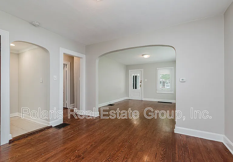 6222 Kingsley Dr — Photo 8