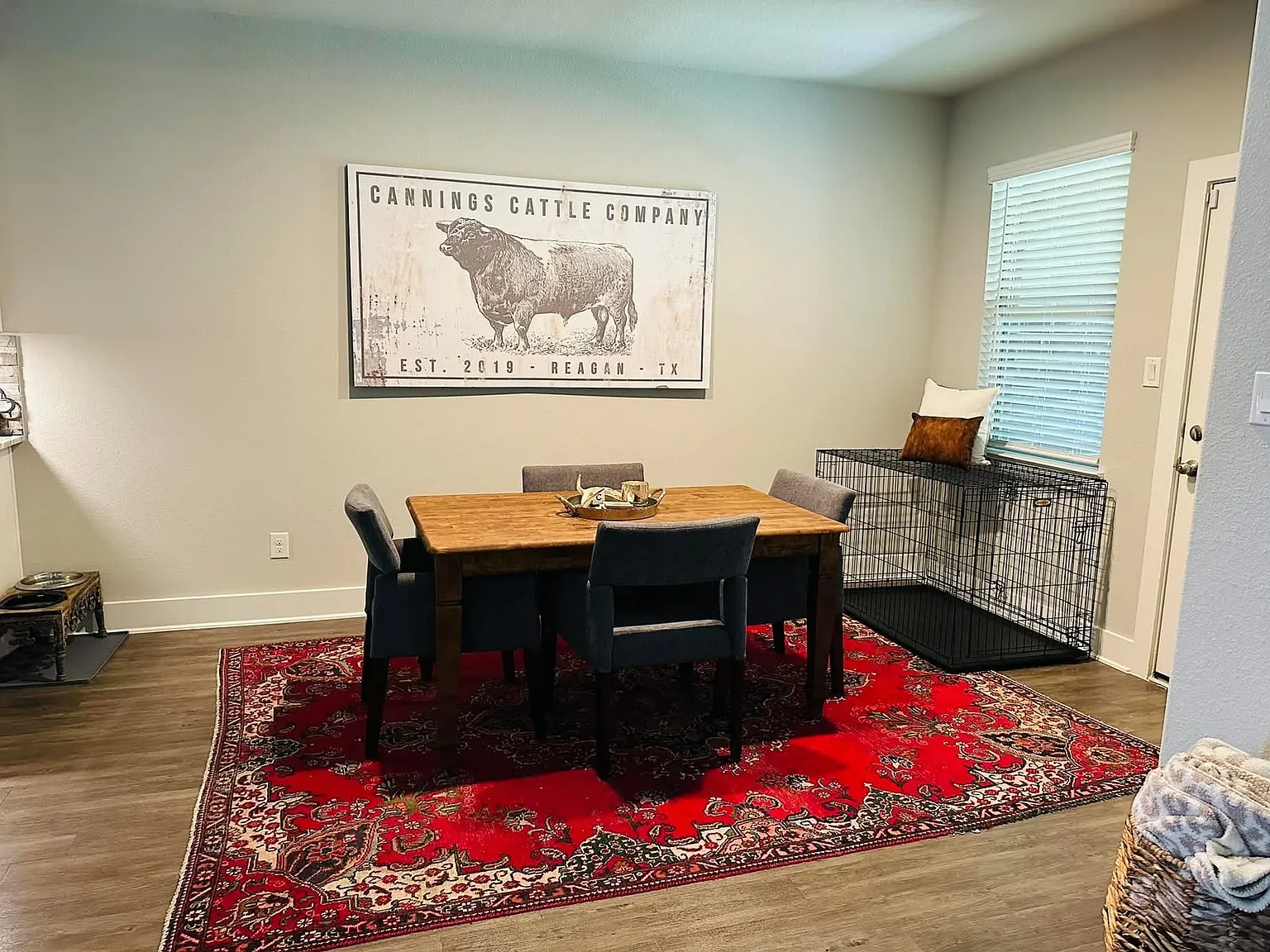 3 bed, 2.5 bath, 1897 sqft, $2,400 — Photo 4