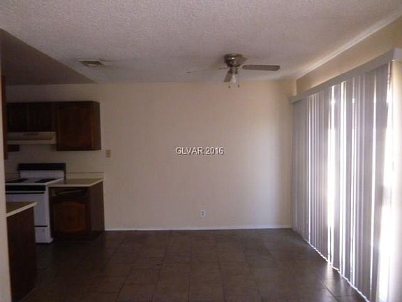 3rd image of 5236 Golden Ln APT C