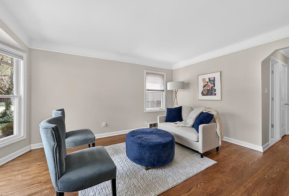 3311 Ellwood Ave, photo 6