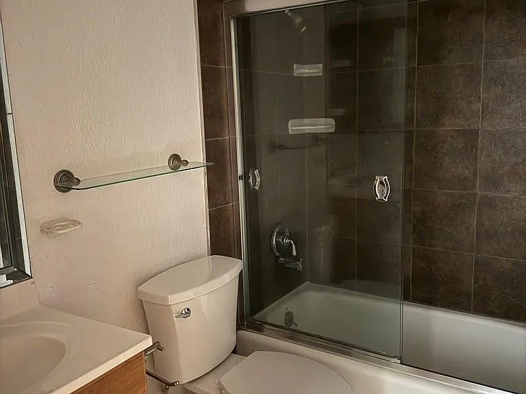 1044 Alta Mesa Blvd — Photo 7