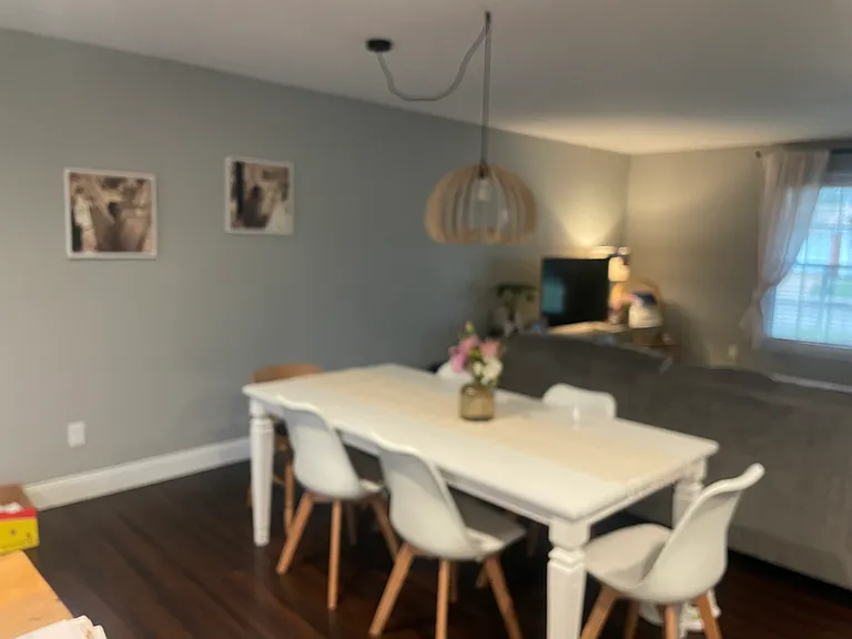 Space for 8 person dinning table