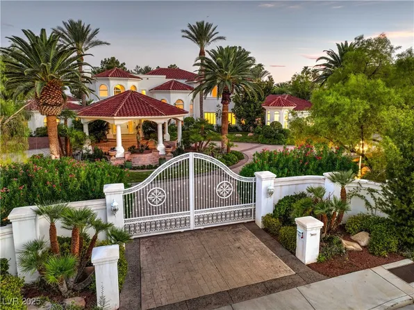 8021 Obannon Dr, Las Vegas, NV 89117