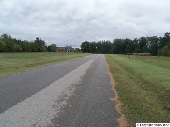 Camargo Rd, Fayetteville, TN 37334