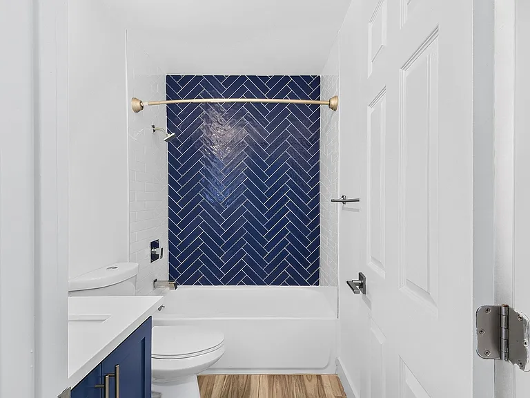 1332 Walnut Ave — Photo 11