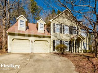 7 Larch Ct, Durham, NC 27703