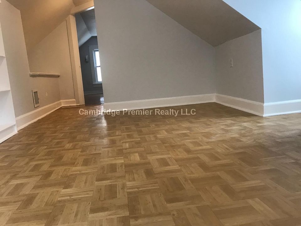 1st image of 105 Sydney Medford Ma 02155 #1