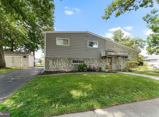 501 Evergreen Ave, Folsom, PA 19033