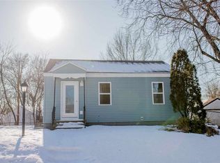 1752 Tremont Dr, Beloit, WI 53511