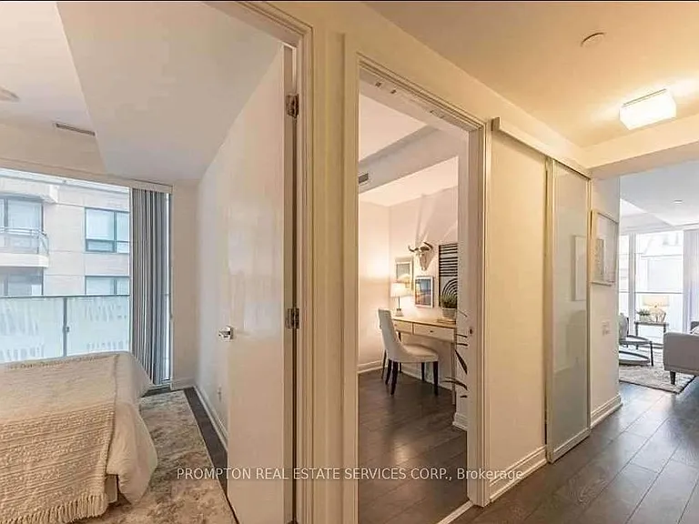 42 Charles St E #607 — Photo 15