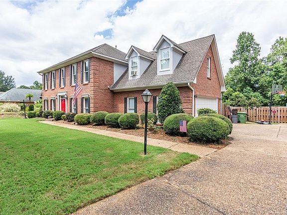 2nd image of 130 Creek Dr