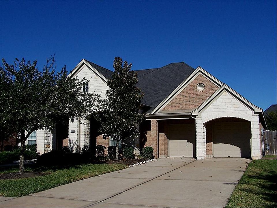 1st image of 3910 Lake Hawkins Ln