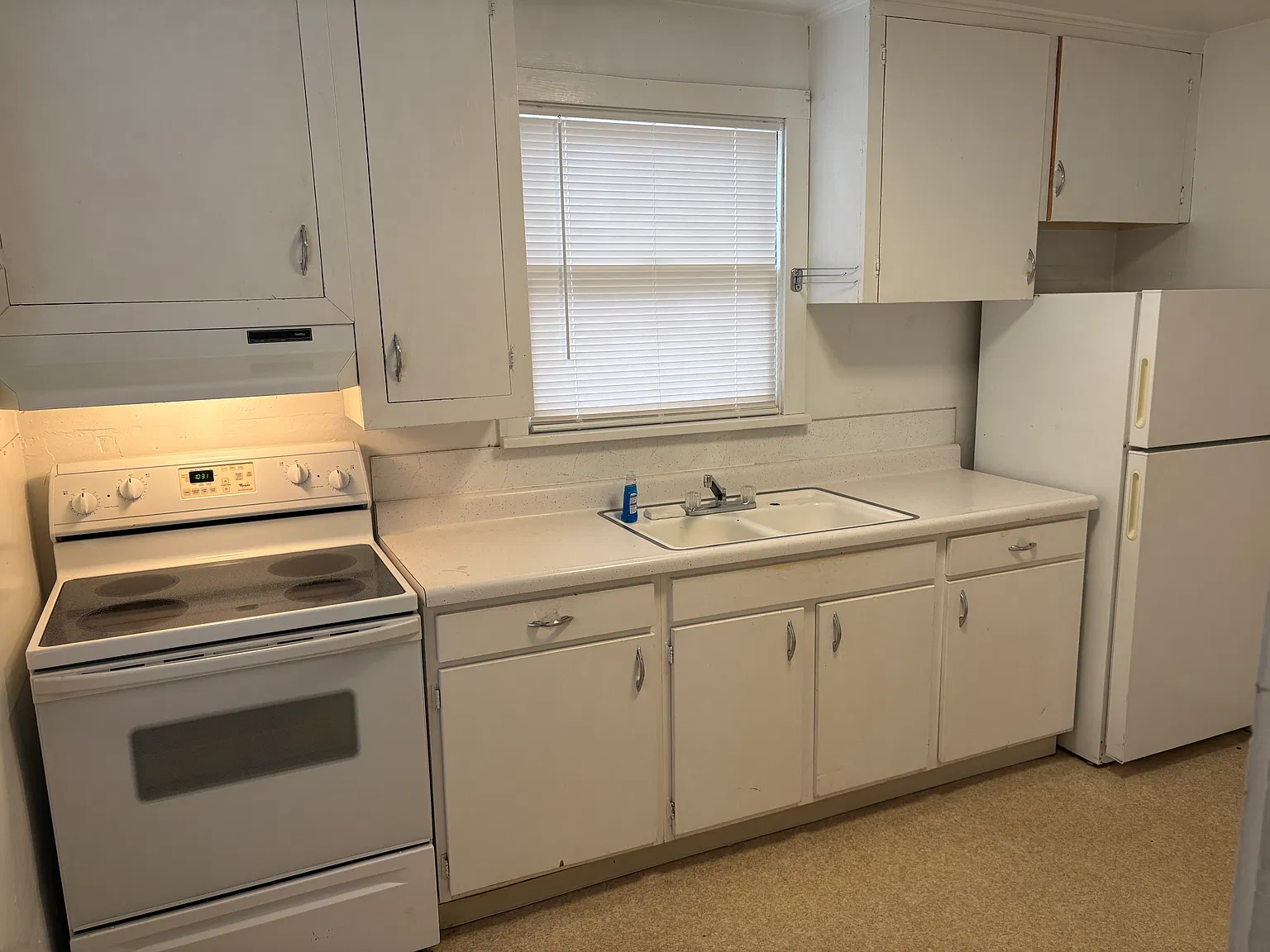 2 bed, 722 sqft, $1,000 — Photo 4