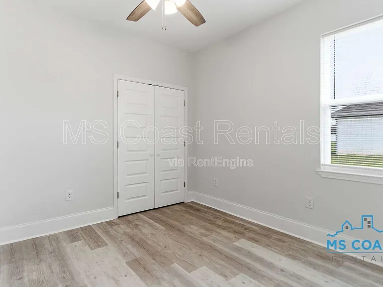 15334 Oak Creek Cv — Photo 18