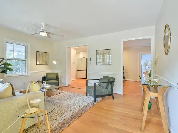 142 Celeste Cir, Chapel Hill, NC 27517