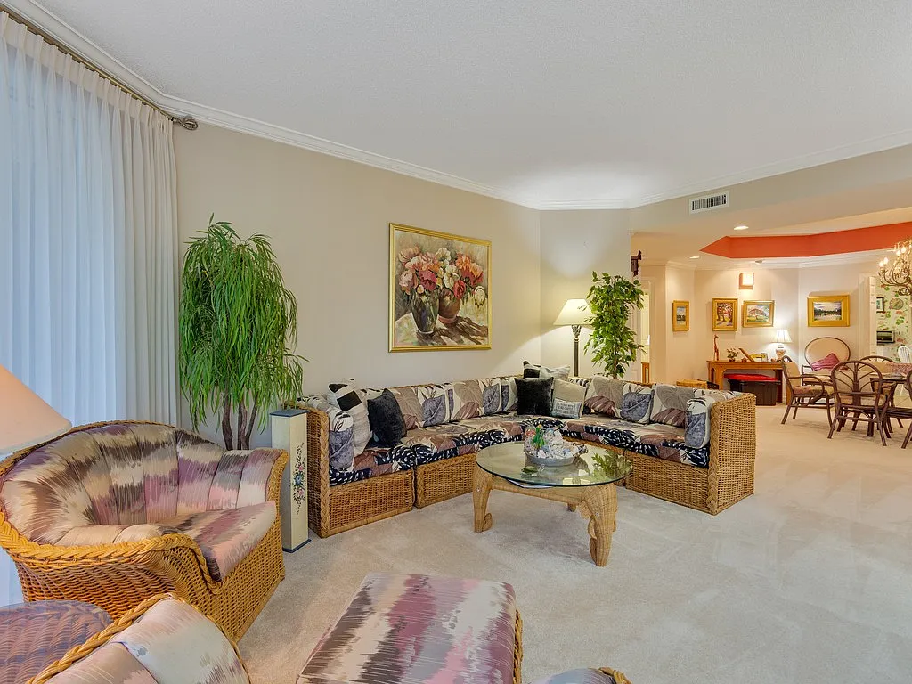 2 bed, 3.5 bath, 2050 sqft, $4,500 — Photo 4