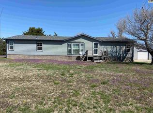 110 W 1st St, Iuka, KS 67066