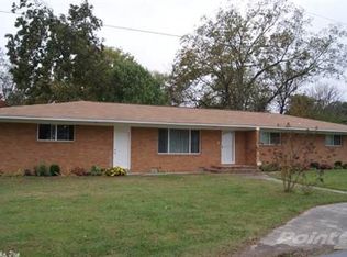 300 SE 6th St, England, AR 72046