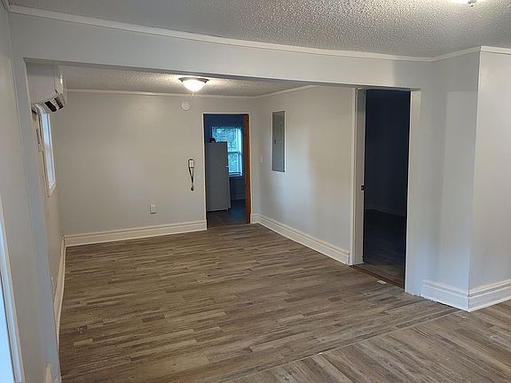 5th image of 12 Bell Ave