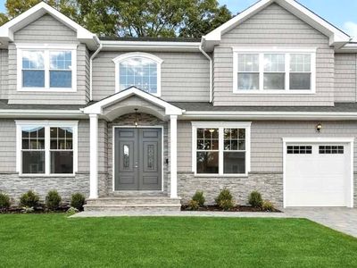 274 Semton Boulevard, Franklin Square, NY, 11010
