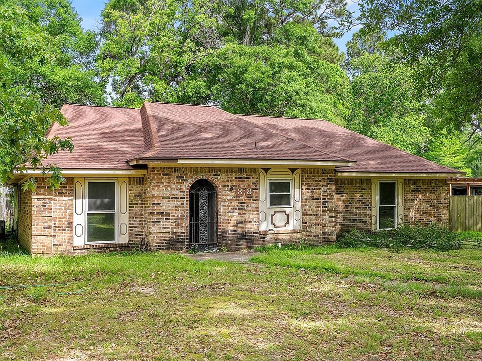 1st image of 38A Woodbranch Dr