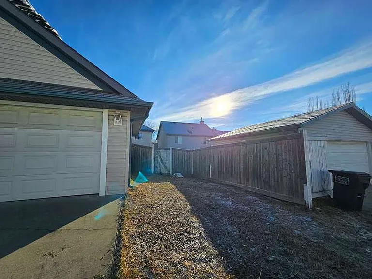 1824 Tufford Way NW — Photo 22