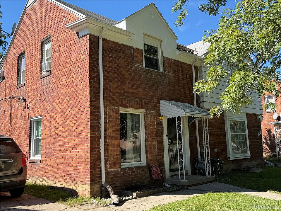 2nd image of 16815 Evergreen Rd