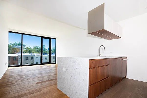 Rented by Nest Seekers International | media 13