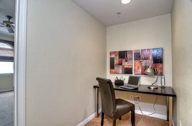 13045 Evening Creek Dr #43 — Photo 8