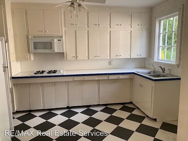 1st image of 244 E Linden St