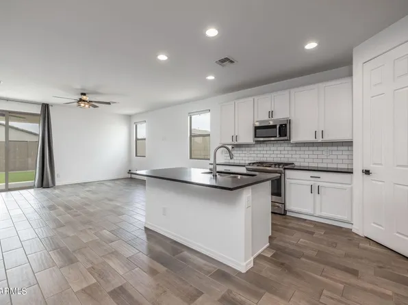5747 W Illini Street, Phoenix, AZ 85043