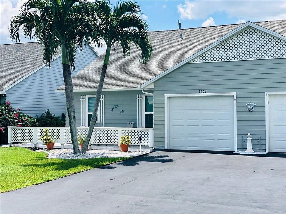 1st image of 2604 SE Tropical East Cir