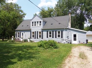 30252 West Rd, New Boston, MI 48164