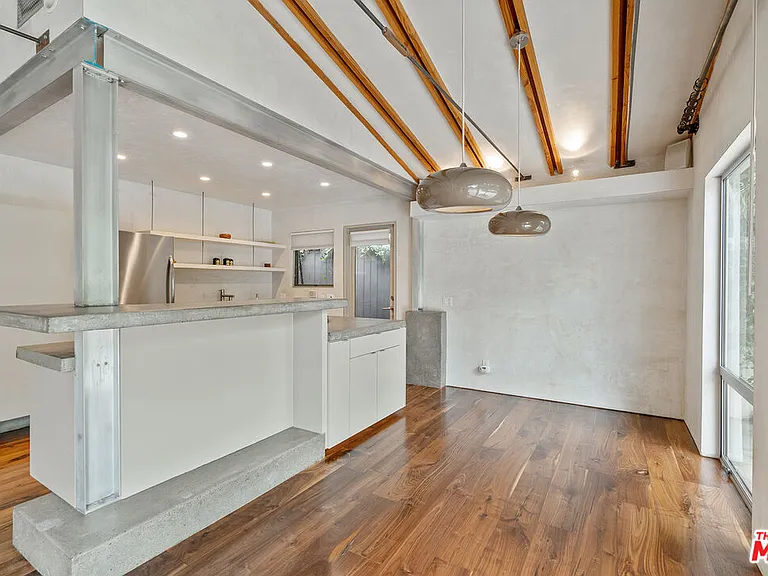 625 Santa Clara Ave — Photo 12