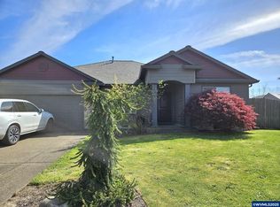 117 N 9th St, Jefferson, OR 97352