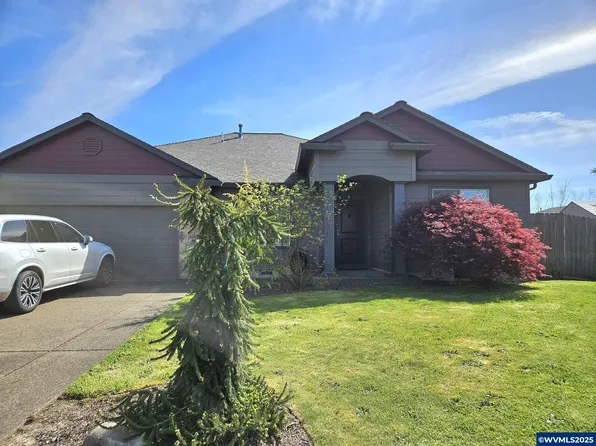 117 N 9th St, Jefferson, OR 97352