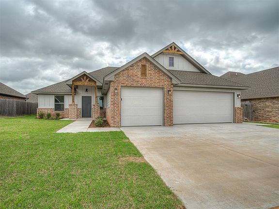 5th image of 4516 Hambletonian Ln