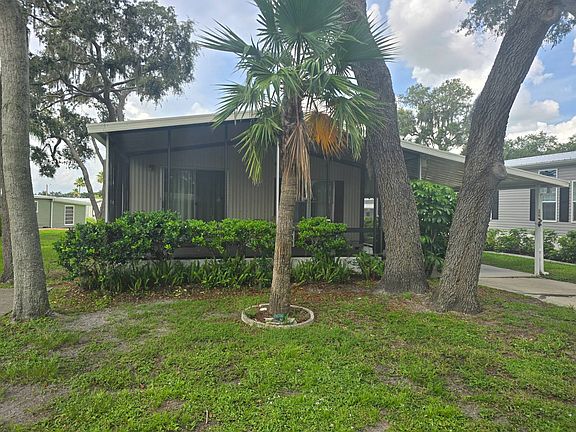 2nd image of 2422 Azalea Ln #26