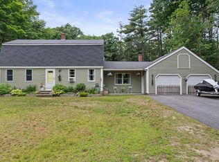 21 Pine Country Dr, Buxton, ME 04093