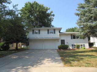 11706 Fowler Ave, Omaha, NE 68164