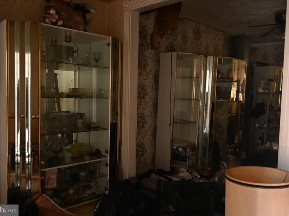 2509 Hollins St, Baltimore, MD 21223