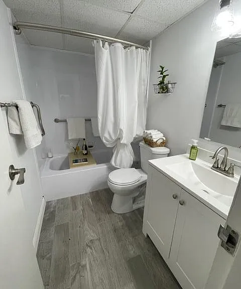 1020 Country Club Dr #406 — Photo 29