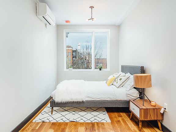 5th image of 2825 Snyder Ave #1F