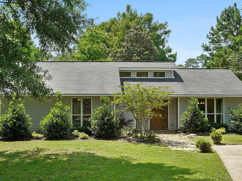 1st image of 10471 Riverroad Dr