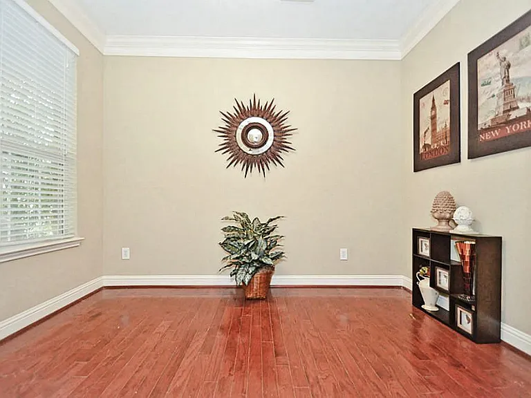 12225 Medina Lake Dr — Photo 9