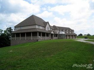 9876 State Highway 176, Walnut Shade, MO 65771