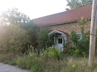 413 4th St, Iron Mountain, MI 49801