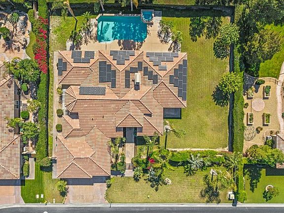 5th image of 14 Collegiate Cir